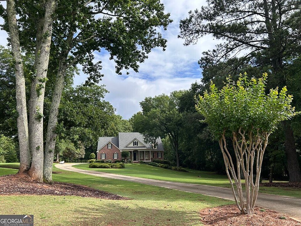 1st image of 105 Meadow Trl