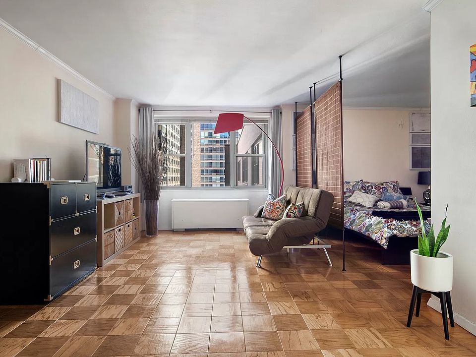 1st image of 165 W 66th St APT 14N