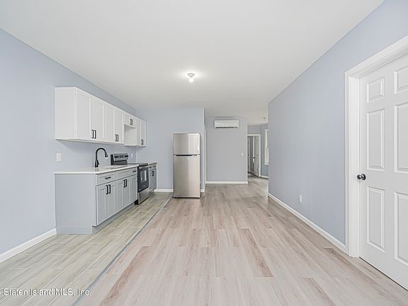 5th image of 116 Crescent Ave