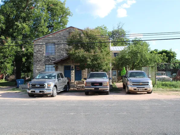 615 Pecan St, Junction, TX 76849