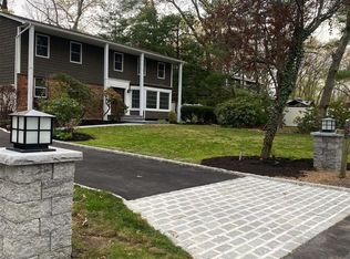 23 Arleigh Rd, East Northport, NY 11731