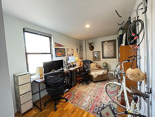 5th image of 234 Columbia St #2L