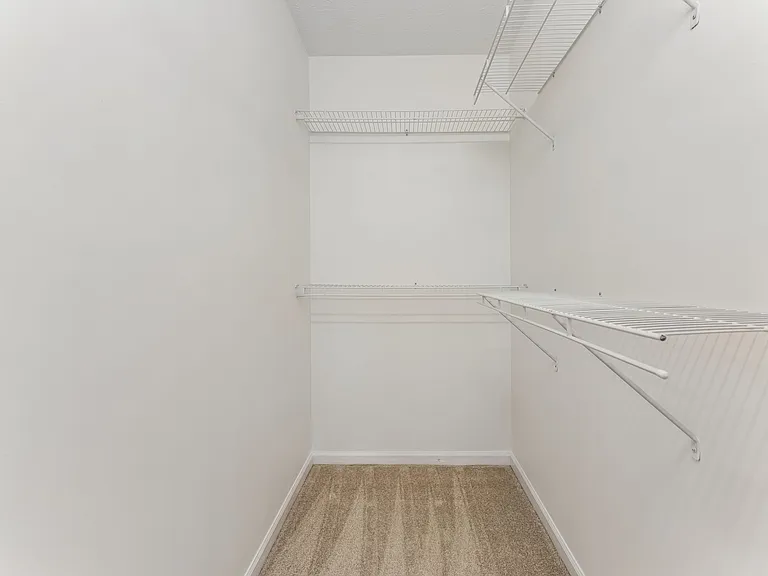 1001 Lakeside Dr — Photo 28