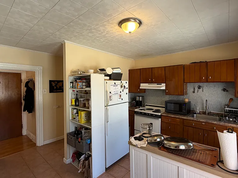 14 Smythe St #2 — Photo 4