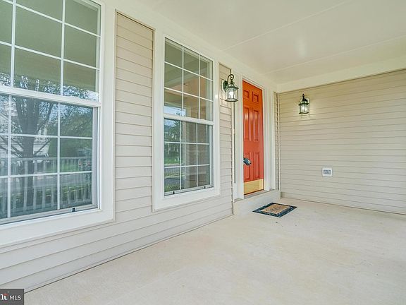 3rd image of 20627 Coppersmith Dr
