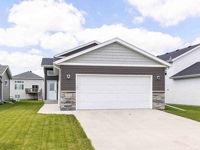 2054 12th St W, West Fargo, ND, 58078