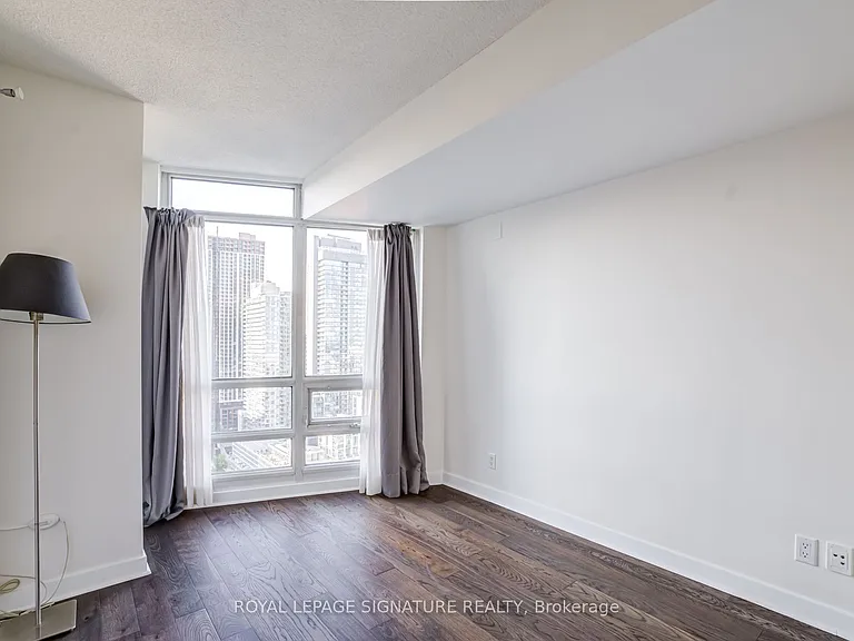 397 Front St W #3608 — Photo 22