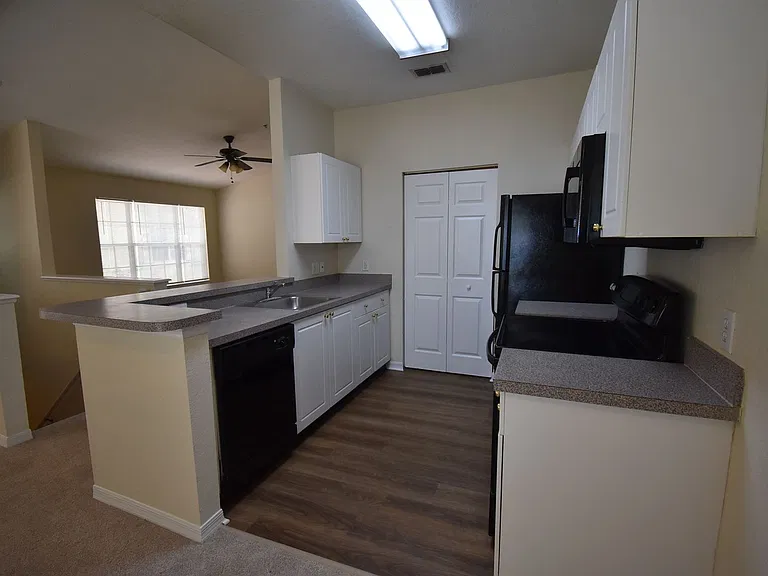 862 Grand Regency Point #205 — Photo 6