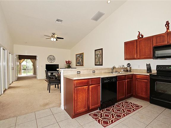 4th image of 844 Westshore Ct