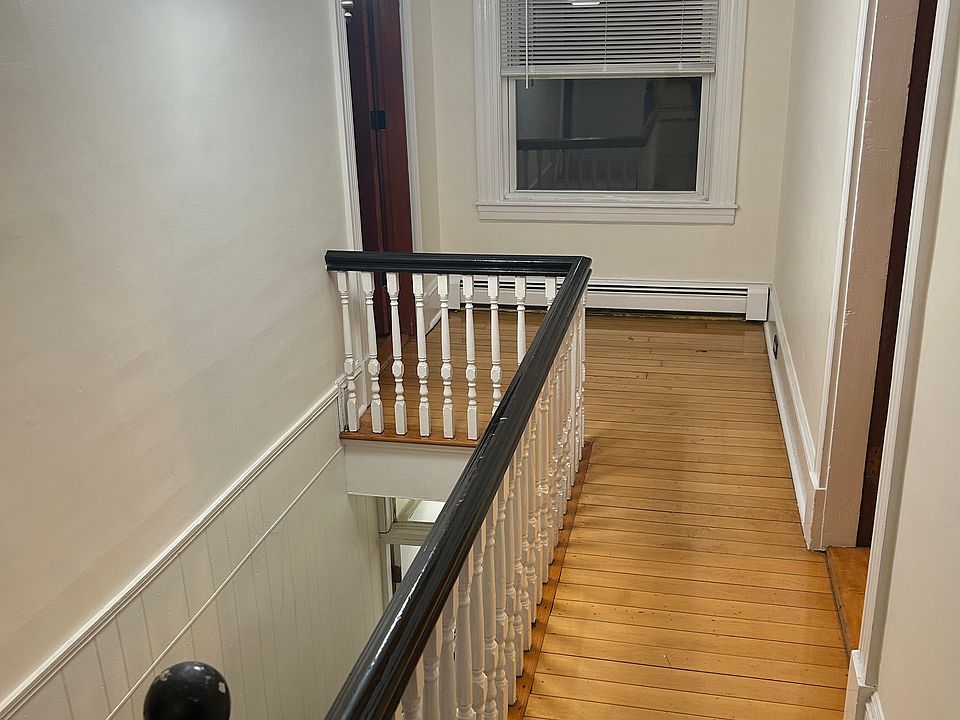 1st image of 22 Kingman Ave Floor 2