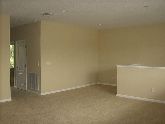 4th image of 10683 Whittington Ct