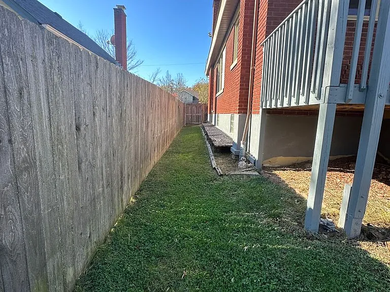 3468 Mayfair Ave — Photo 27
