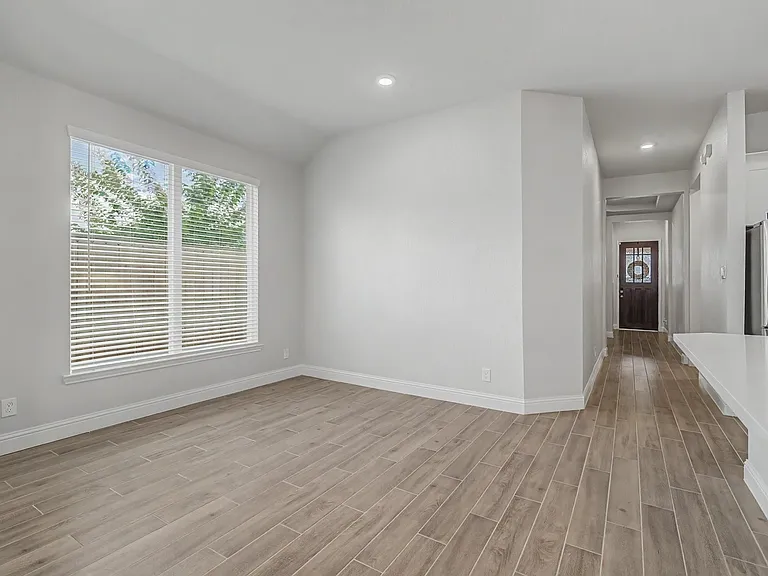 21339 Sierra Point Ln — Photo 11