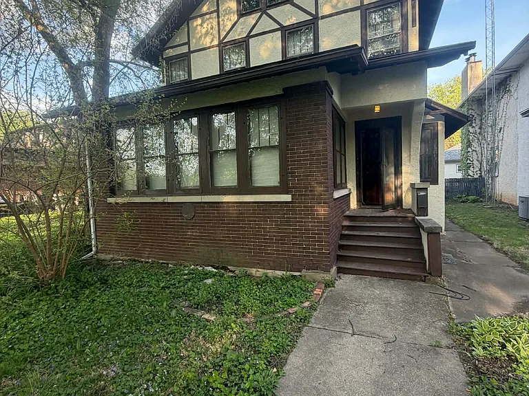 728 Cobb Blvd — Photo 1