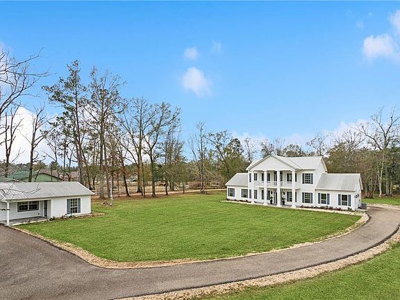 3rd image of 41531 Yokum Rd