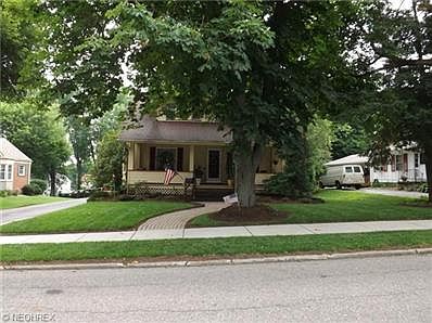 5th image of 141 Christian Ave