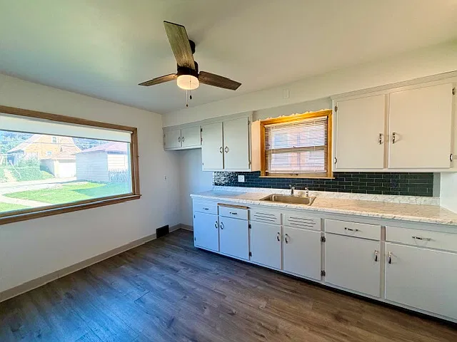 8306 West Center Street - Lower — Photo 4