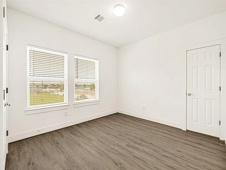 6405 Leopold Star Ln — Photo 14