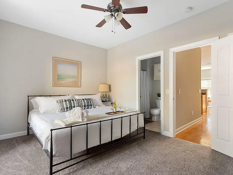 979 Bay Tree Cir #203 — Photo 6