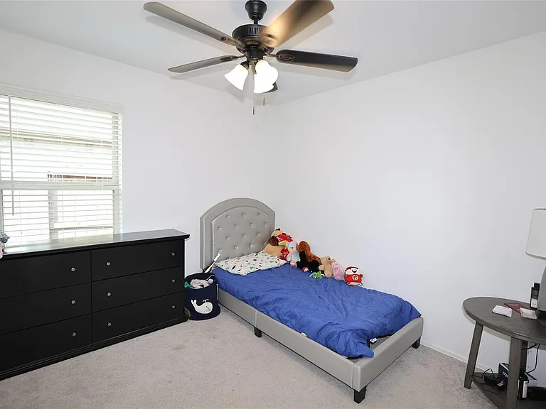 7430 Clover Chase Dr — Photo 13