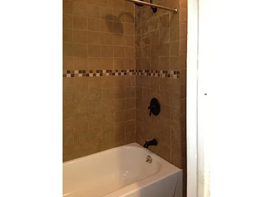 Rented by Warburg | media 7