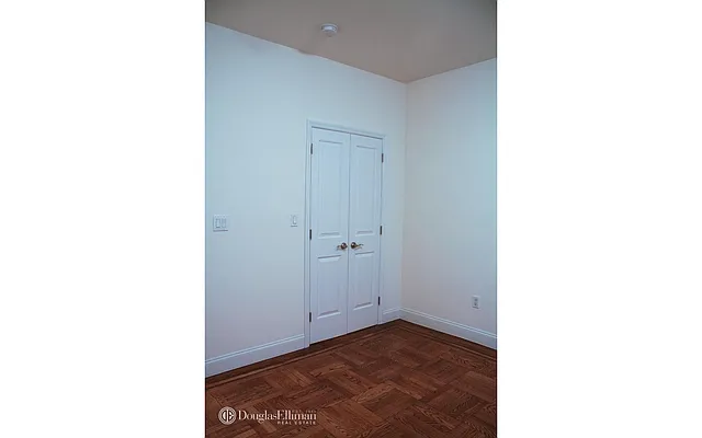 Rented by Douglas Elliman | media 17