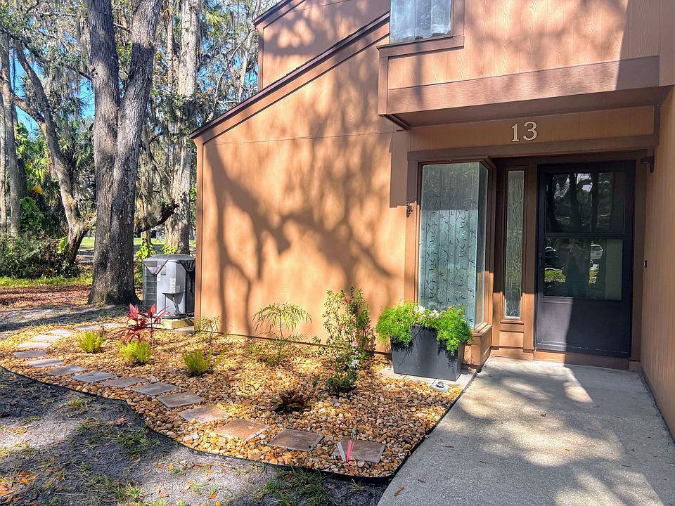 1st image of 13 Broadmore Cir #13