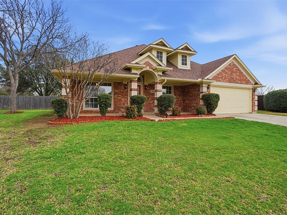 1st image of 500 Surry Ct