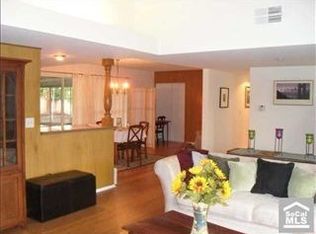 3392 Saint Albans Dr, Rossmoor, CA 90720