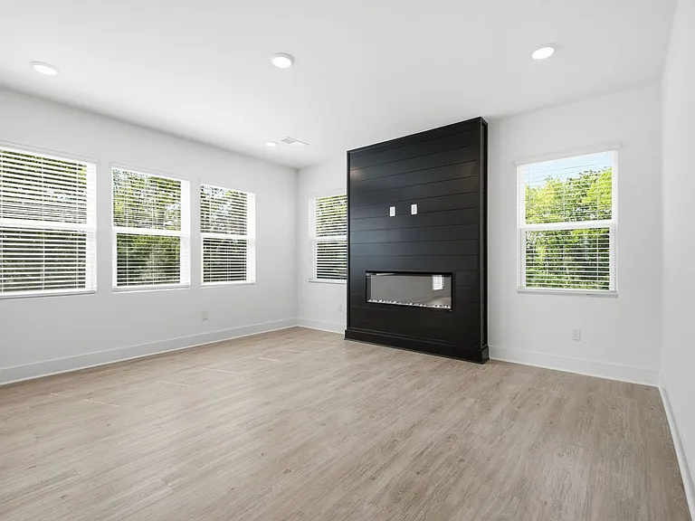 149 Rose Hannah Dr — Photo 8