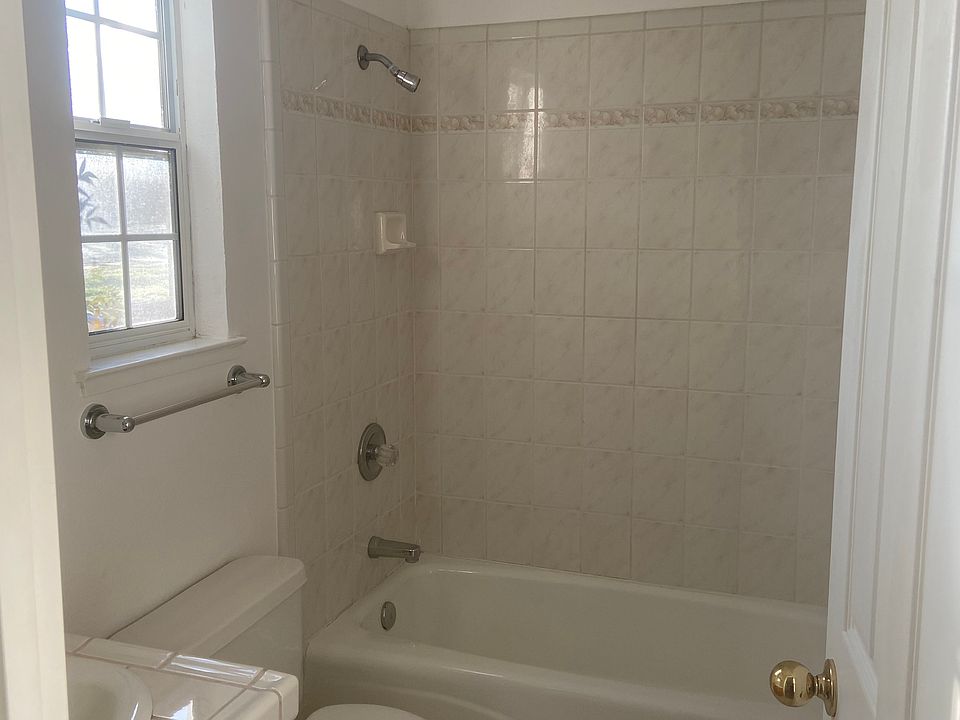 1st image of 7733 Leever Ln