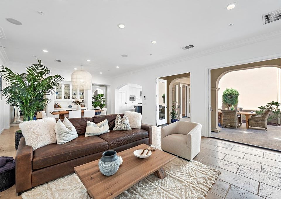 1st image of 21323 Andalucia Ln