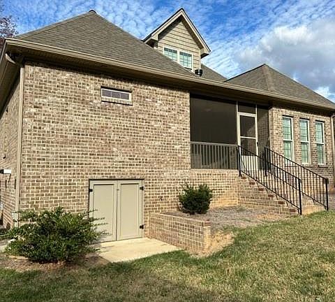 5th image of 335 Wintergreen Ct #60