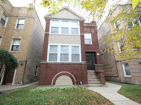 2nd image of 4837 W Montrose Ave