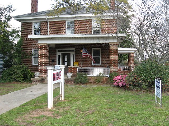2nd image of 248 N Broad St