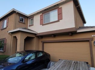 630 Embassy Cir, Vacaville, CA 95688