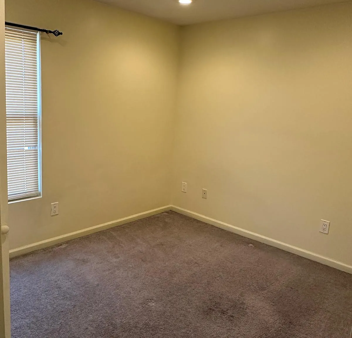 2 bed, $2,200 — Photo 4