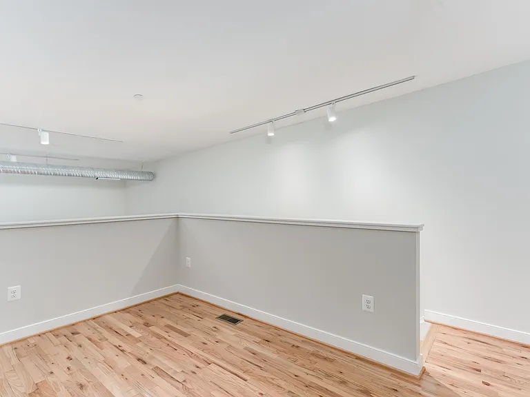 For Rent: Modern Urban Living at 3801 Fleet St Your City Oasis Awaits! — Photo 21