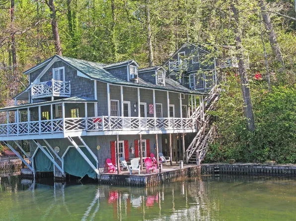 1445 Tame Turkey Rd, Lakemont, GA 30552