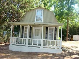 513 E Linn St, Huntington, TX 75949