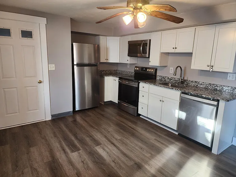 16 Prescott St #1 — Photo 3