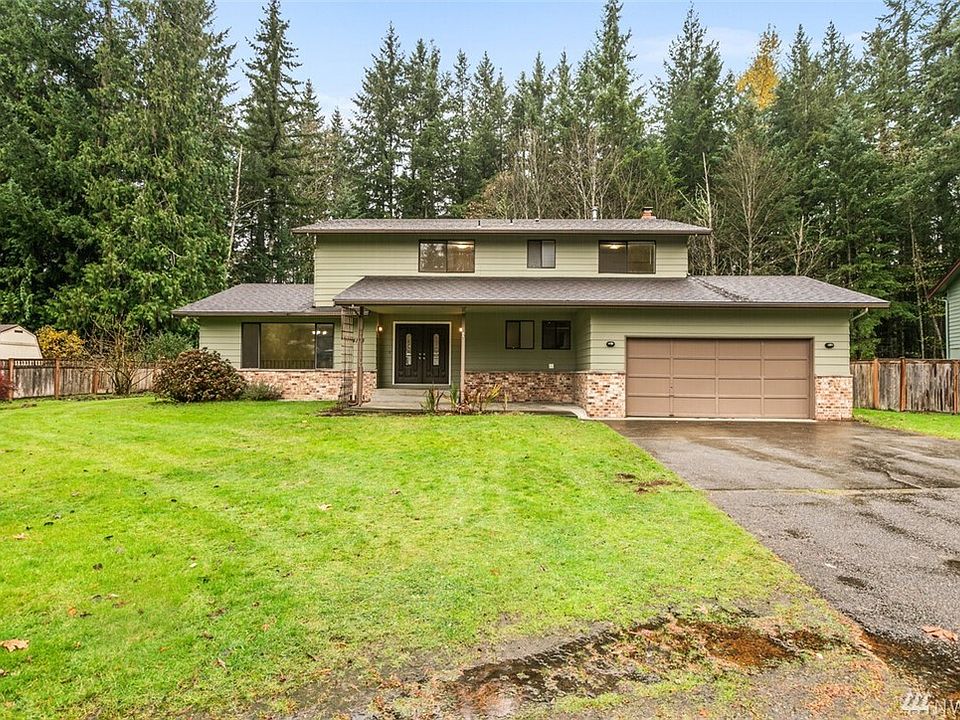 1st image of 4113 107th Pl NE
