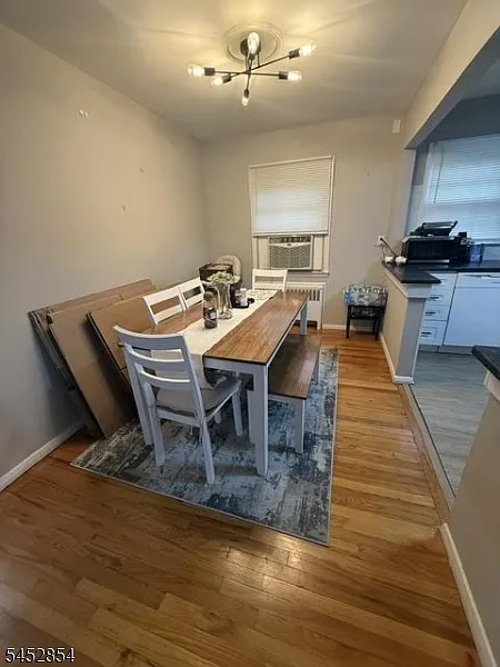 28 Chambers Ct, Clifton, NJ 07013 — Photo 3