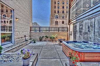 4th image of 1511 Locust 607