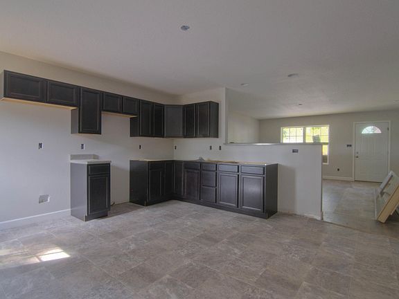3rd image of 2616 Carson Ave Lot 16