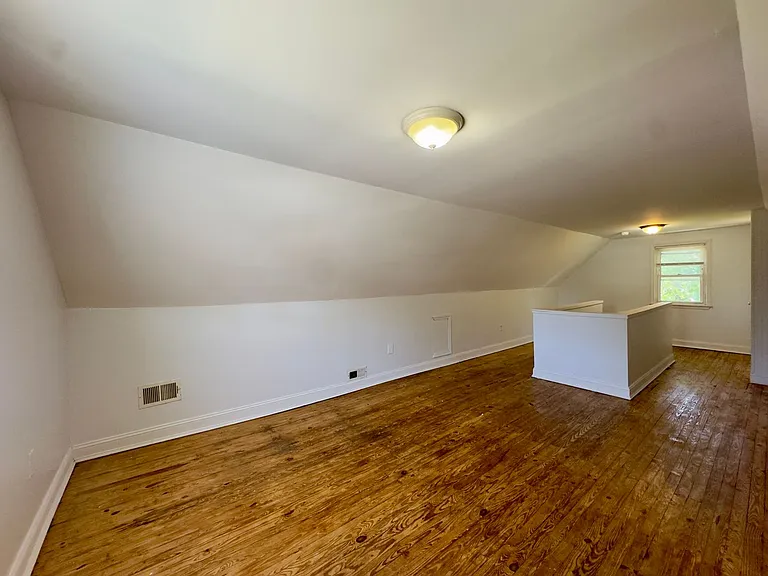 7906 Hillendale Rd — Photo 15