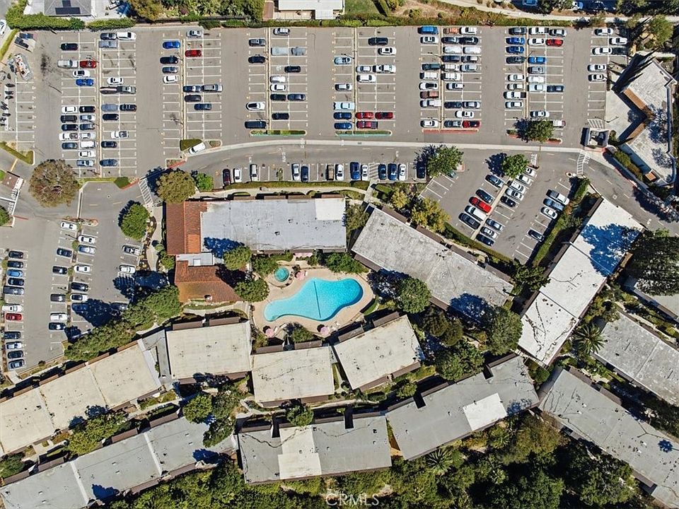 1st image of 302 S Miraleste Dr Unit 11