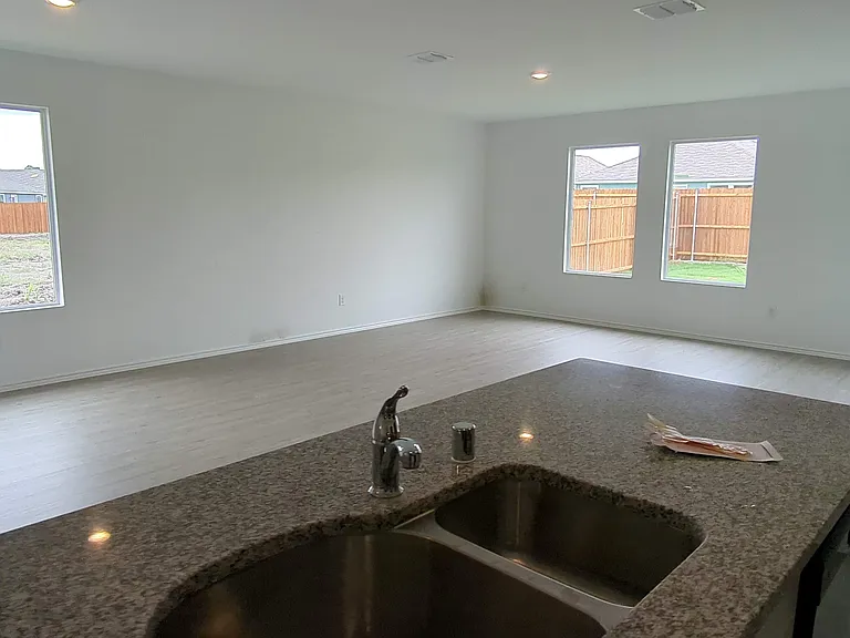 5840 Crystal Water Way — Photo 7