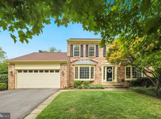 15 Dawson Dr, Fredericksburg, VA 22405