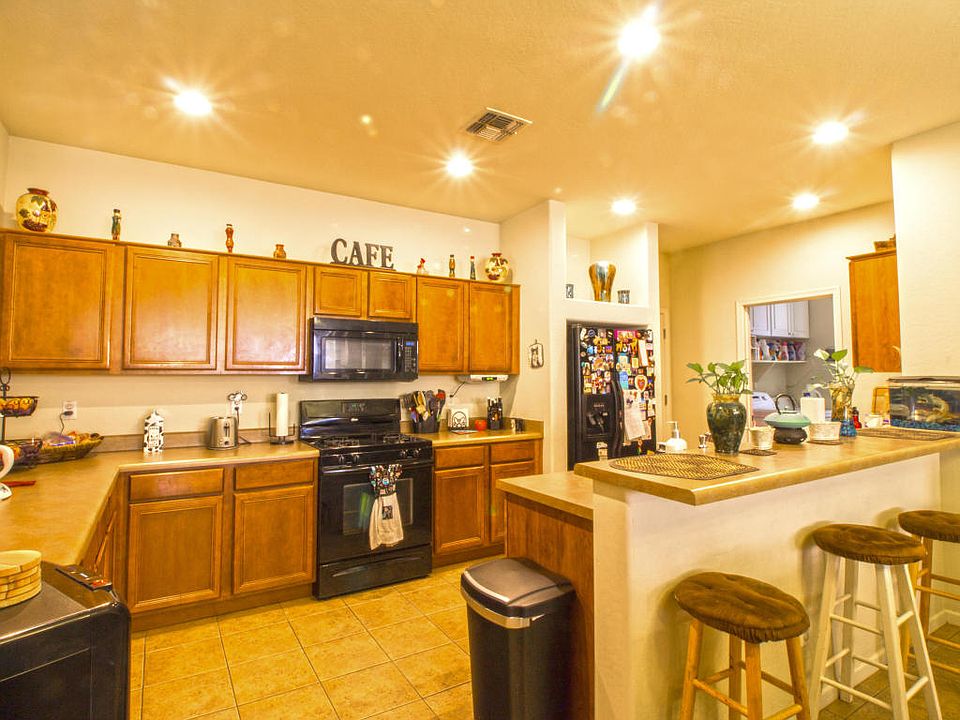 1st image of 17463 W Elaine Dr